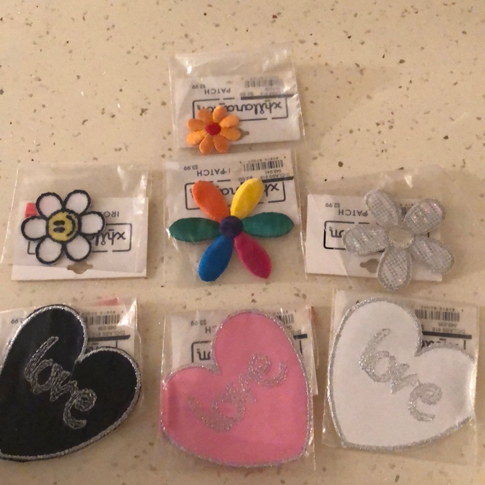 ❤️✂️ Set of 7 Iron on Patches